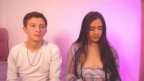 Snapshot of mae_nathan chatting on September 28, 4:10 am mae and nathan online show from September 28, 4:10 am