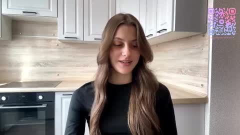 Sophie online show from April 15, 8:06 am