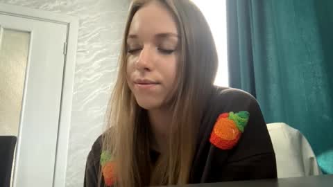 Sara online show from March 8, 6:28 am