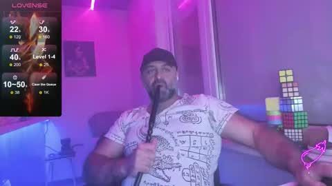 Snapshot of magabear chatting on October 15, 2:37 am Magabear online show from October 15, 2:37 am