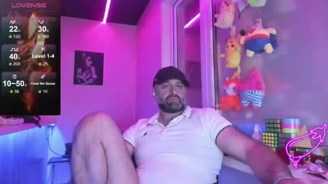 Snapshot of magabear chatting on March 11, 1:01 pm Magabear online show from March 11, 1:01 pm