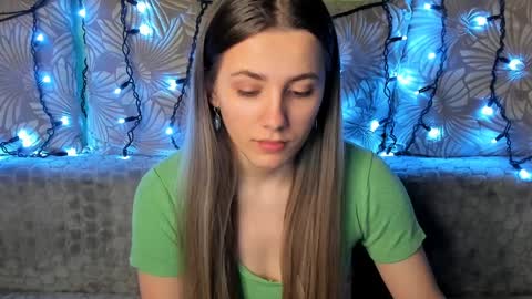 Maggie online show from February 9, 1:11 am