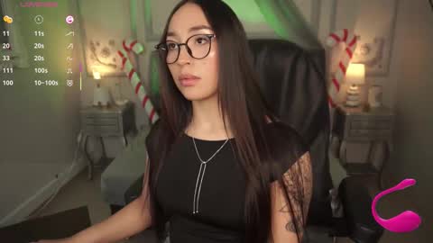   online show from December 17, 9:54 pm