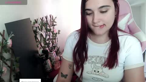 Luna  online show from April 4, 5:42 pm