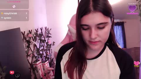 Luna  online show from January 10, 7:19 pm