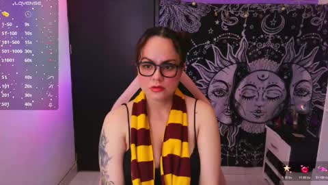 Claire online show from November 15, 10:33 pm