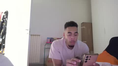 Snapshot of magicsempai chatting on January 13, 11:41 am Magicsempai online show from January 13, 11:41 am