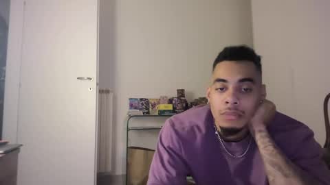 Snapshot of magicsempai chatting on February 24, 12:05 pm Magicsempai online show from February 24, 12:05 pm