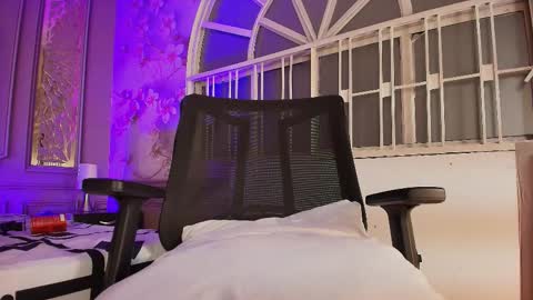 Magnus Alejo online show from December 16, 1:13 am