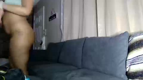 Snapshot of magsjane chatting on October 17, 8:51 am Kaye online show from October 17, 8:51 am