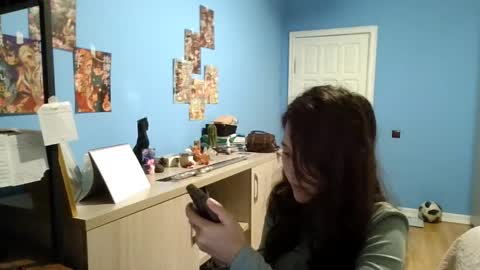 Anika online show from April 11, 11:25 am