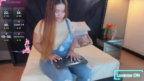 MAHIA online show from October 20, 1:16 pm