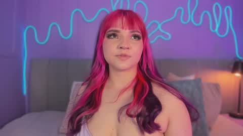 Mai online show from November 8, 8:45 pm