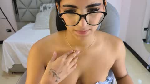 Maiaa Ruiz  online show from February 24, 2:53 pm