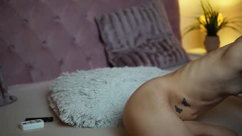  Maia  online show from September 15, 9:16 pm