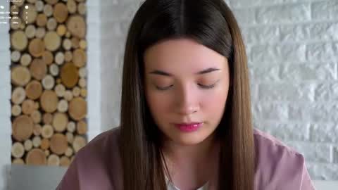 Lucy online show from December 16, 2:08 am