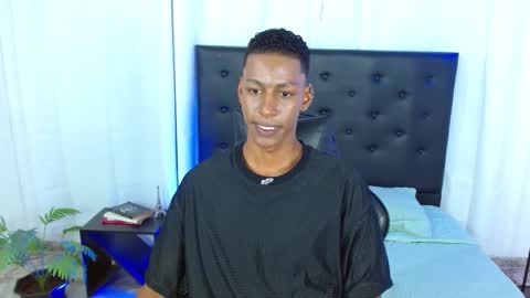 I am Maik online show from March 5, 10:30 pm