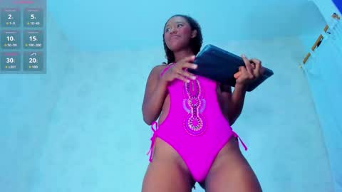 Mailyn online show from February 24, 8:36 pm