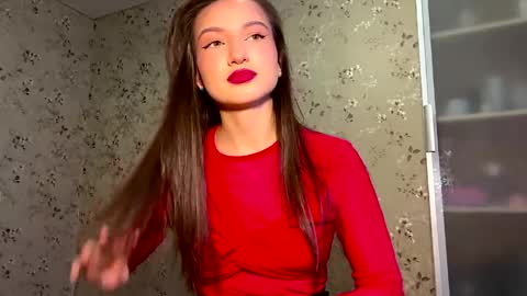 DIna online show from April 23, 2:19 pm