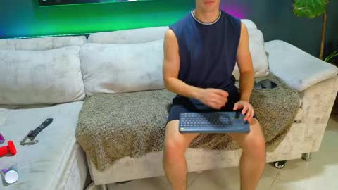 Bastian Arslan online show from June 3, 8:36 pm