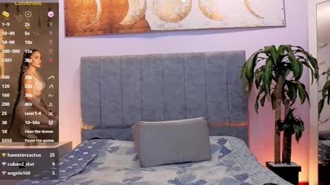 MAITE STONE1 online show from March 28, 8:27 am