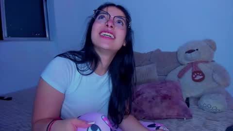 majito online show from November 25, 1:48 am