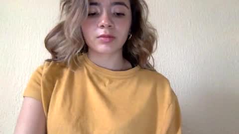 majo_gomezz online show from April 22, 10:06 pm