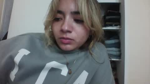 majo_gomezz online show from November 7, 3:53 am
