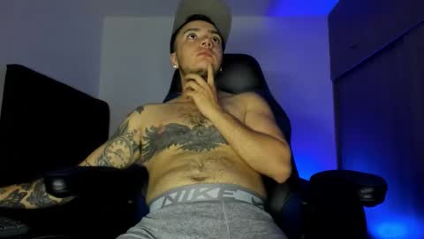 ADAM         online show from November 26, 4:32 am