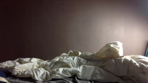 malefrench1 online show from February 27, 6:06 am