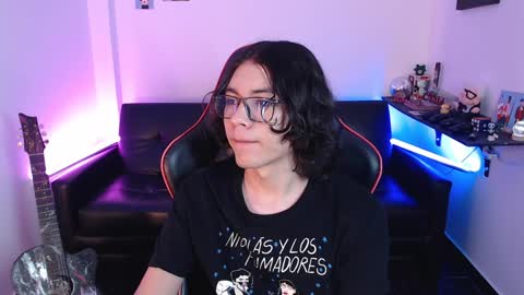 Snapshot of malik_harrison_ chatting on January 23, 6:03 pm Malik online show from January 23, 6:03 pm