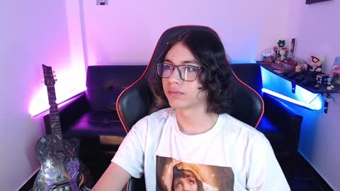 Snapshot of malik_harrison_ chatting on January 24, 4:06 pm Malik online show from January 24, 4:06 pm