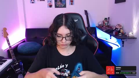 Snapshot of malik_harrison_ chatting on March 12, 4:46 pm Malik online show from March 12, 4:46 pm