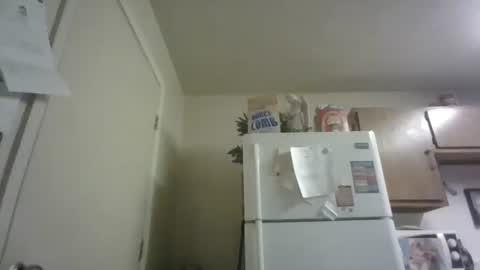 malinda702 online show from December 24, 8:05 pm