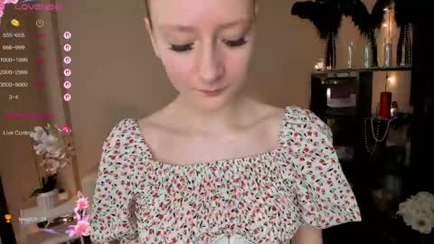 Lilit online show from April 17, 3:58 pm