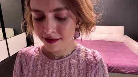 Nicole online show from April 7, 9:22 am