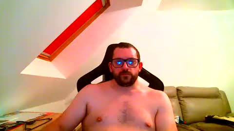 breton online show from October 26, 10:42 pm