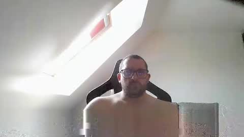 breton online show from November 13, 9:12 am