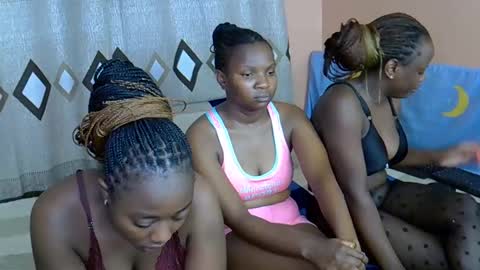 mama_pussie online show from February 12, 2:15 am