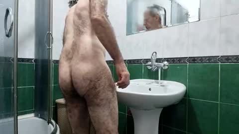 Snapshot of mamuka157 chatting on September 10, 4:02 am mamuka157 online show from September 10, 4:02 am