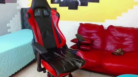 man_san11 online show from November 8, 2:42 pm