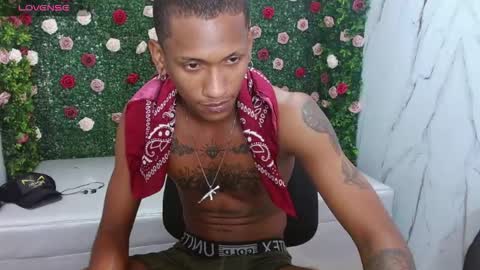 man_san11 online show from November 12, 5:15 pm