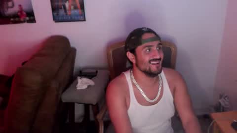 mandingopapo online show from November 3, 8:15 am