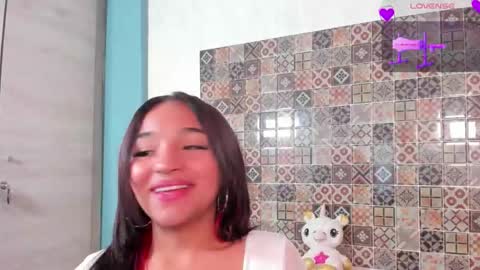 manelyk_evanss online show from March 6, 5:56 pm