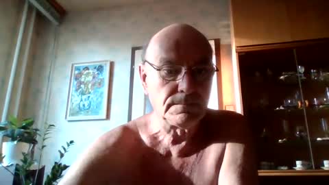 manes5858 online show from June 18, 4:18 am