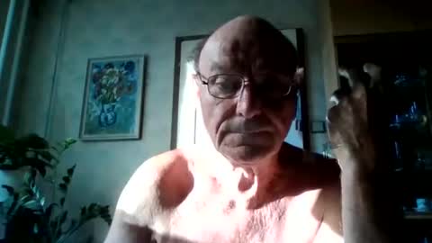 manes5858 online show from July 4, 4:05 am