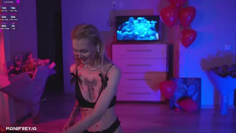 Amelie online show from February 27, 10:42 pm