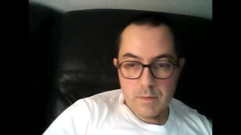 manu5933 online show from December 18, 8:42 am