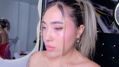 Manuela  online show from December 2, 3:38 am