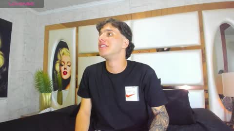 Manuel online show from March 15, 2:31 pm